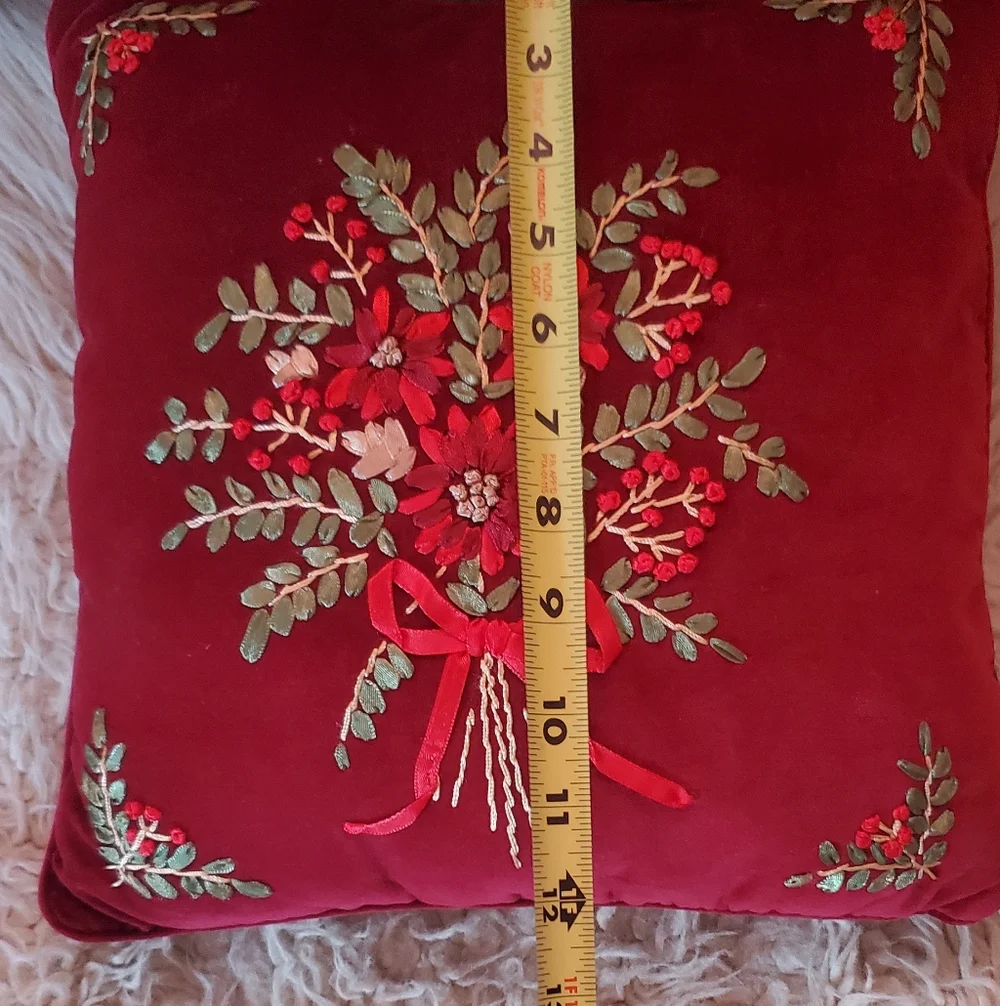 VTG 1950's Set Holiday Red Velvet Embroidered Flowers Throw Pillow With Stocking